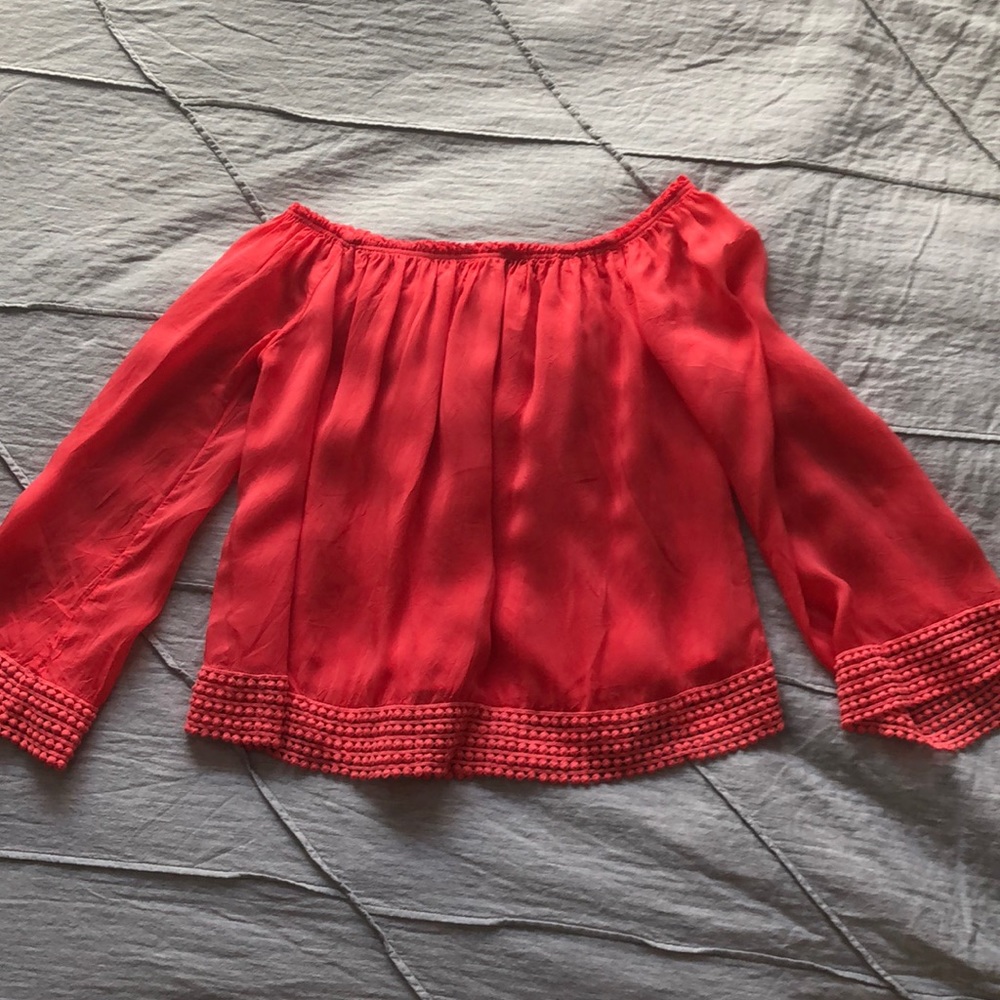 Flowy off shoulder top, brand: maven west
